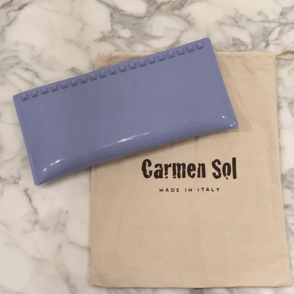 Carmen Sol Julian Pochette in Baby Blue